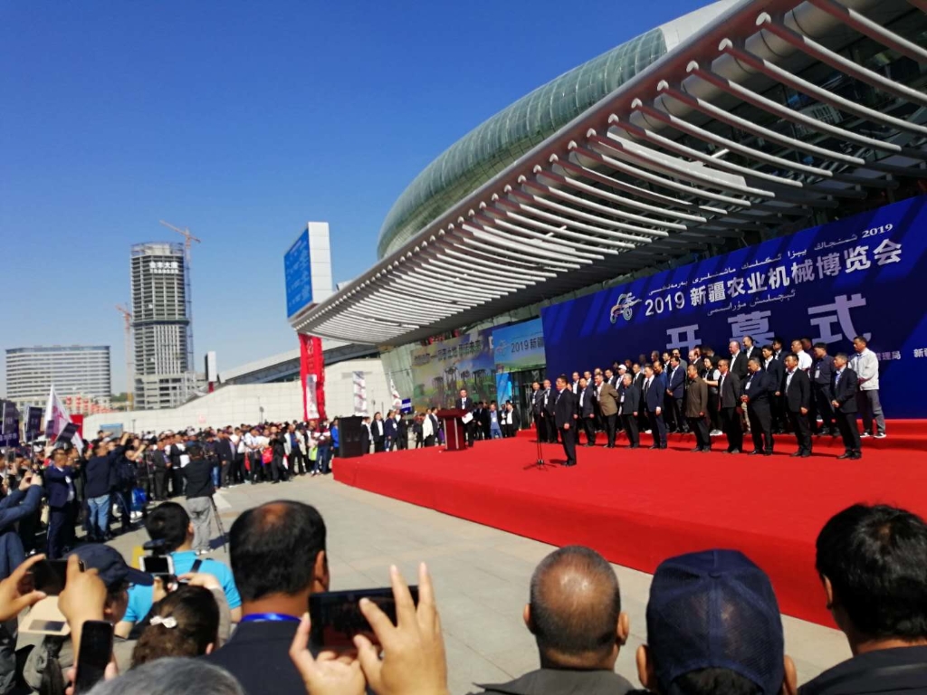 九游体育轮胎首次参加新疆农机博览会赢得无数点赞