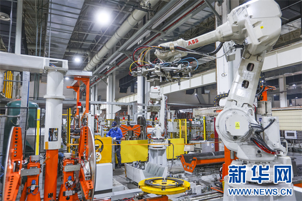 贵阳推进“数实相融”为传统工业赋能添翼